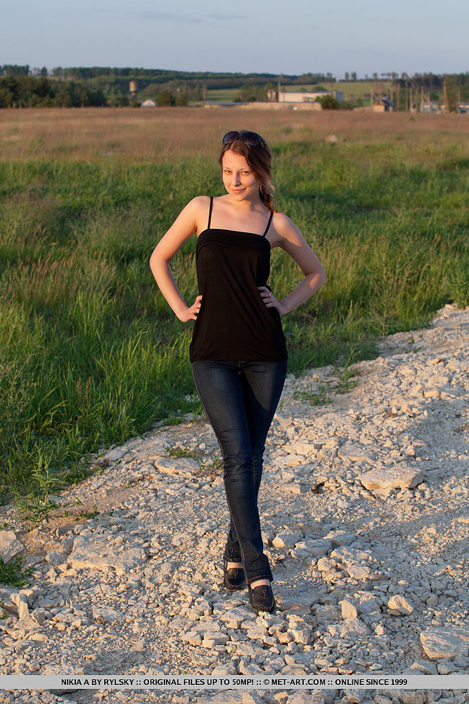 #DESC# Photos