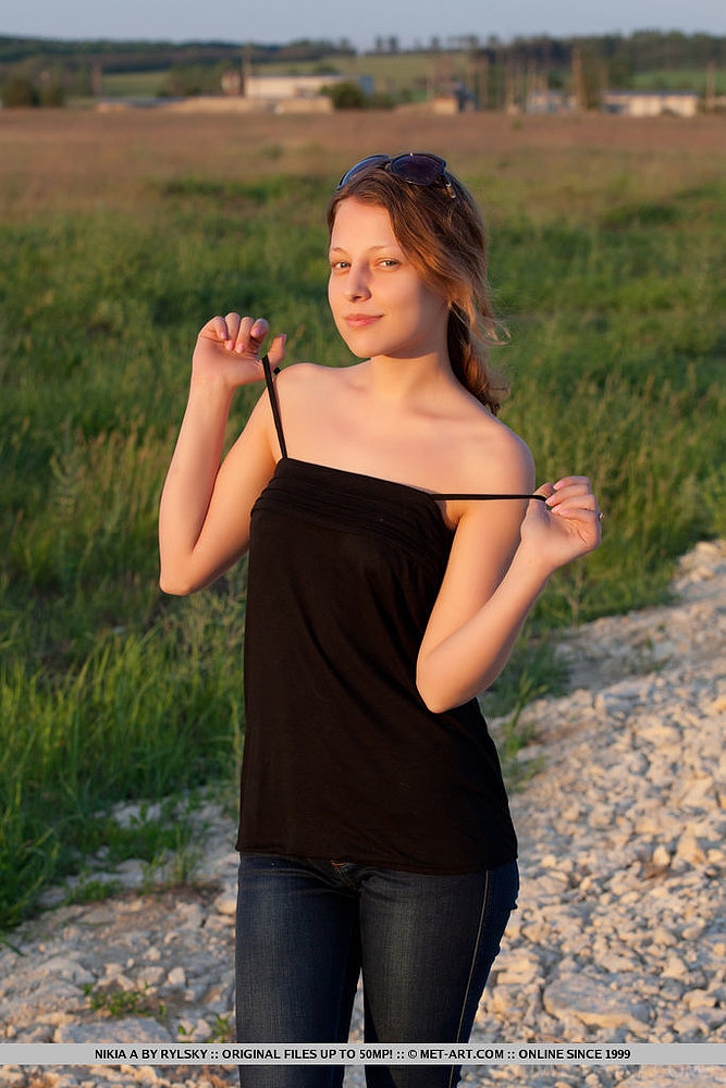 #DESC# Photos