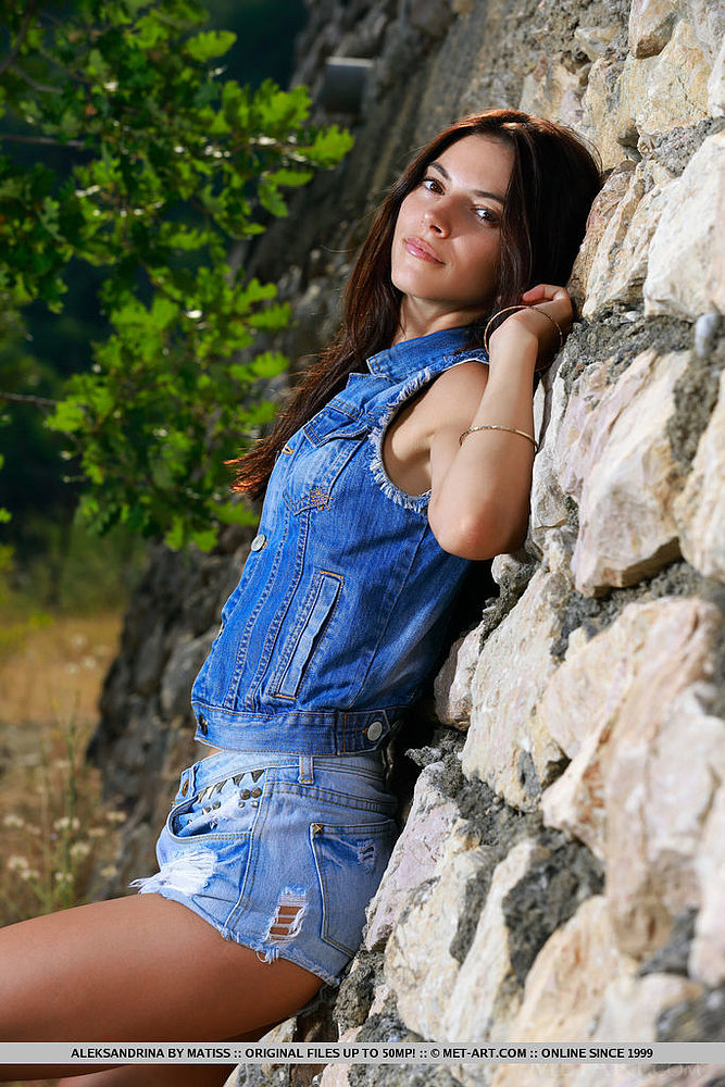 #DESC# Photos